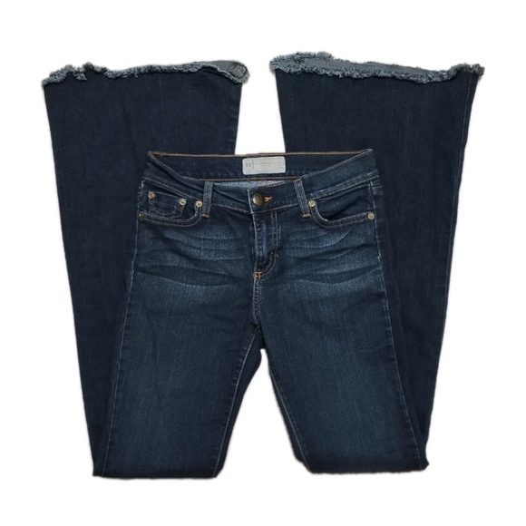 Free People Dark Blue Flare Jeans Women's 28 Raw Frayed Hem Retro Vintage Vibes - Picture 2 of 8